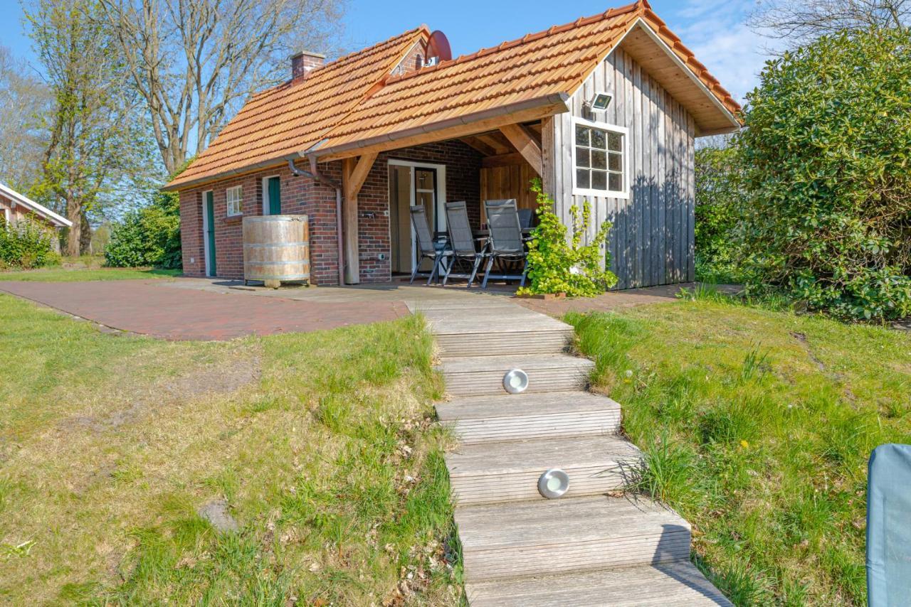 Вилла Reetdach Ostfriesenhaus Sudbrookmerland Экстерьер фото